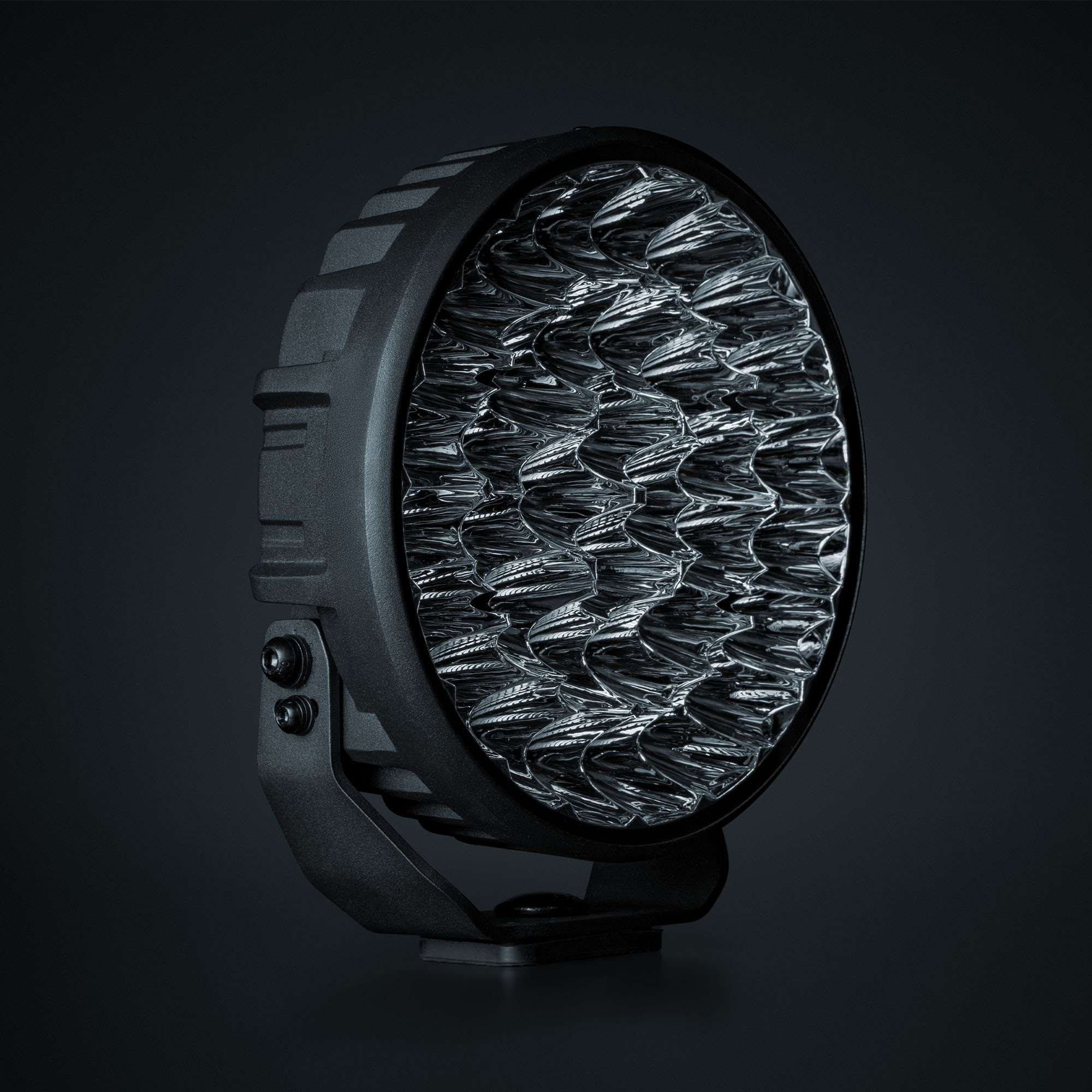 STRANDS 147W/13050lm BIG ENERGY RAW 9″ LED tālās gaismas lukturis IP69K