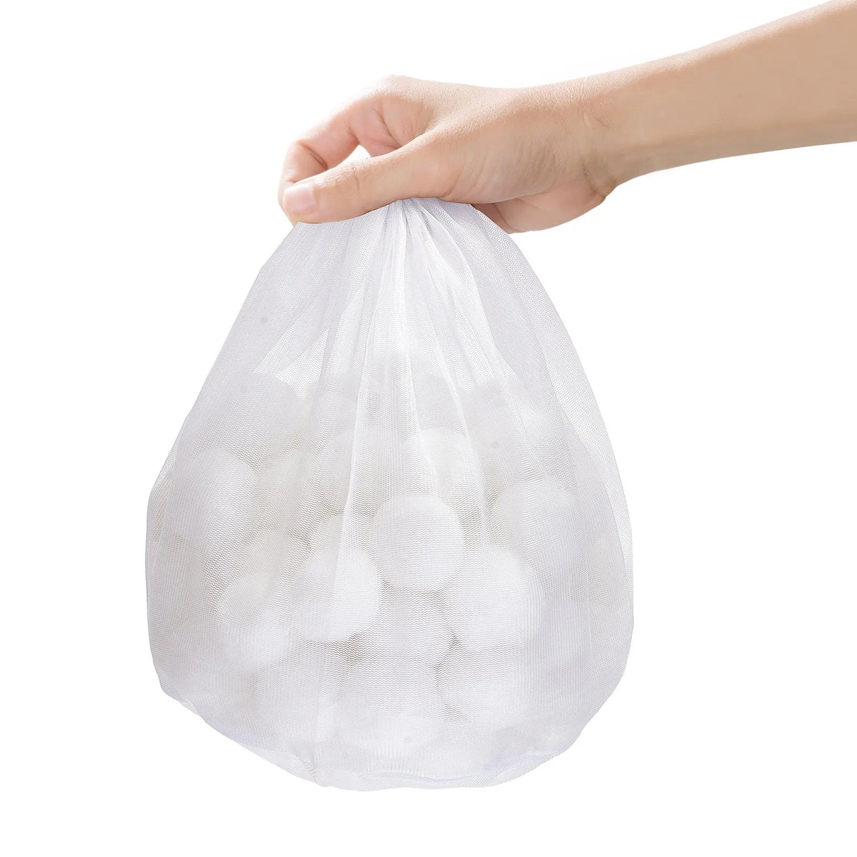 VEVOR baseina filtra bumbiņas smilšu filtriem, 0,7 kg, atkārtoti lietojamas poliestera šķiedras filtra bumbiņas ar mazgāšanas maisu, peldbaseiniem, virszemes baseiniem un akvārijiem
