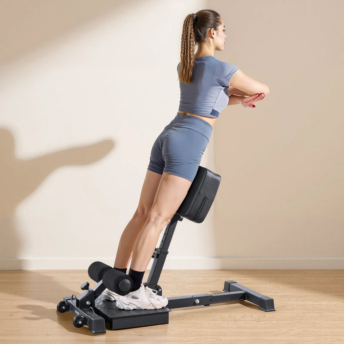 VEVOR sissy squat trenažieris, daudzfunkcionāls dziļo pietupienu sols kāju, korsetes un sēžas muskuļu trenēšanai, salokāms un viegli uzstādāms trenažieris mājas sporta zālei, melns