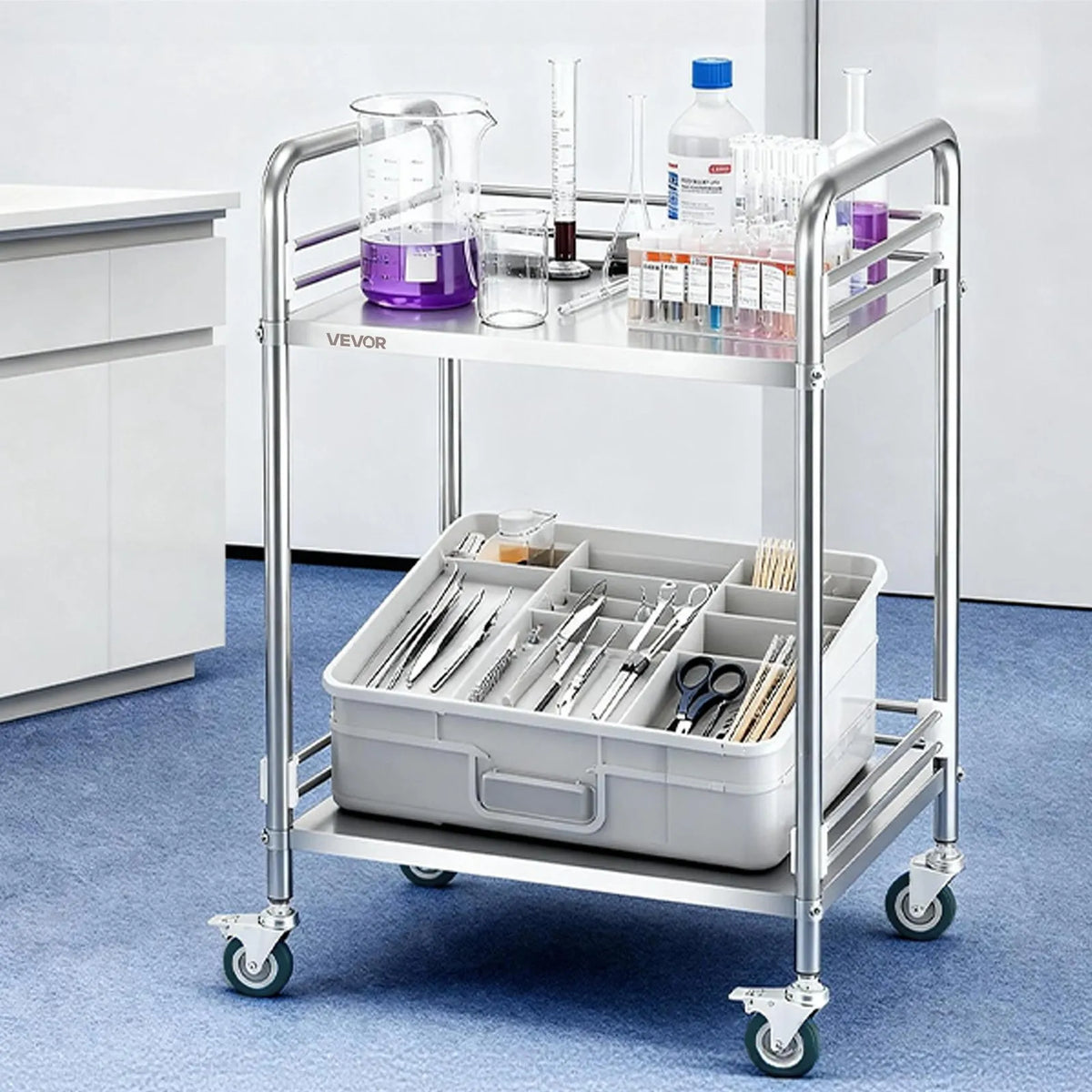 VEVOR nerūsējošā tērauda ratiņi, 2 līmeņu pārvietojami laboratorijas un servisa ratiņi ar bloķējamiem riteņiem, medicīnas apkalpošanas ratiņi ar paplātēm, pastiprināti mobilie uzglabāšanas ratiņi slimnīcām, restorāniem, virtuvēm un saloniem