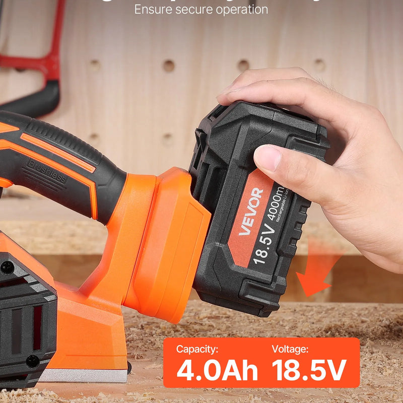 VEVOR bezvadu rokas ēvele, 82 mm ēvelēšanas platums, 15 000 apgr./min elektriskā rokas koka ēvele ar 4 Ah 18 V litija akumulatoru, bezsuku motors, regulējams ēvelēšanas dziļums, putekļu savākšanas maiss, kokapstrādei