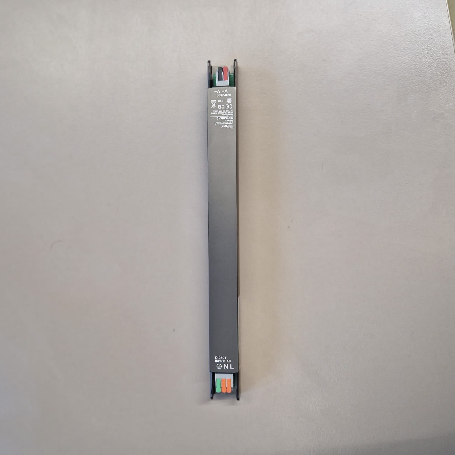SLIM LED toiteallikas 100W 8.3A 12V, veekindel IP20, 146x49x30mm, metall