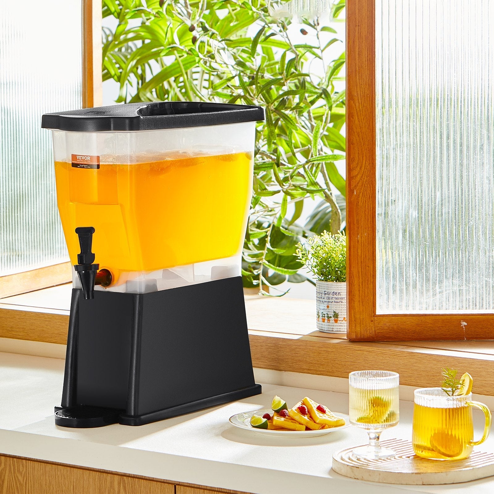 VEVOR dzērienu dozators, 11,4 L tilpuma plastmasas dzērienu trauks ar statīvu, krānu un vāku, piemērots tējai, limonādei, sulai un ūdenim — restorāniem, viesnīcām un pasākumiem