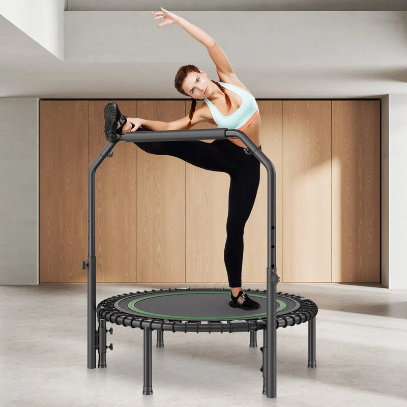 Saliekams mini fitnesa batuts 102 cm pieaugušajiem ar rokturi treniņiem