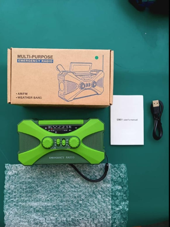 Daudzfunkcionāls avārijas radio ar iebūvētu 2000 mAh akumulatoru – AM/FM, laikapstākļu josla, USB uzlāde