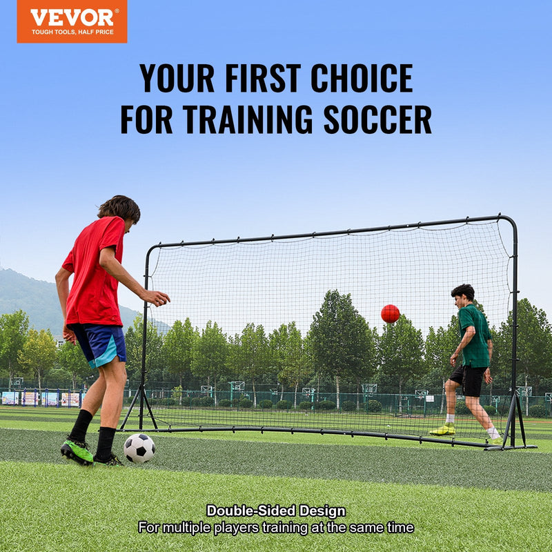 VEVOR Futbola Atsitiena Tīkls 366x183 cm – Izturīgs Dzelzs Treniņu Tīkls ar Pārnēsājamu Somu, Piemērots Futbola un Volejbola Treniņiem, Solo Praksei un Piespēļu Attīstīšanai Pagalmā