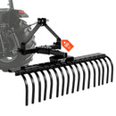 VEVOR 127 cm 3 punktu ainavu akmeņu grābeklis ar 17 tērauda zariem, regulējamu leņķi, piemērots 1. kategorijas traktoriem, pastiprināts zāliena aerators zālei un zariem