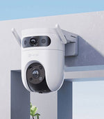 Ezviz H9C 3K (5MP+ 5MP) with 2 lenses (wide-angle fixed and zoom moving) and high resolution. Colour night vision, human tracking, siren, two-way audio