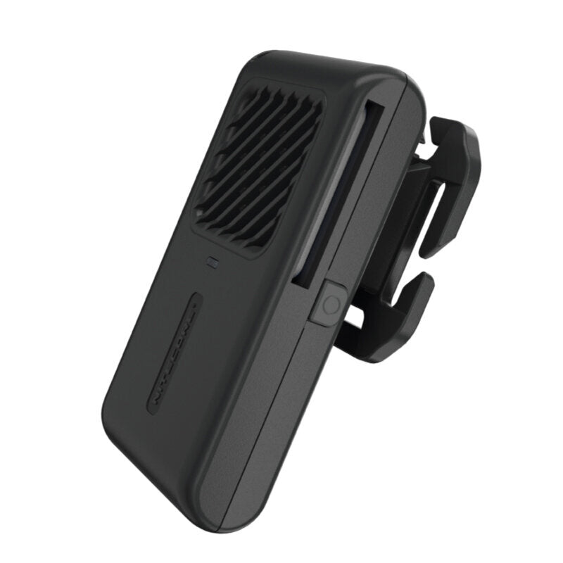 EMR06 NITECORE moskītu atbaidīšanas līdzeklis. baterija ar 1800 mAh ietilpību. Akumulatora ietilpības pietiek aptuveni 3.5 stundām darbības.