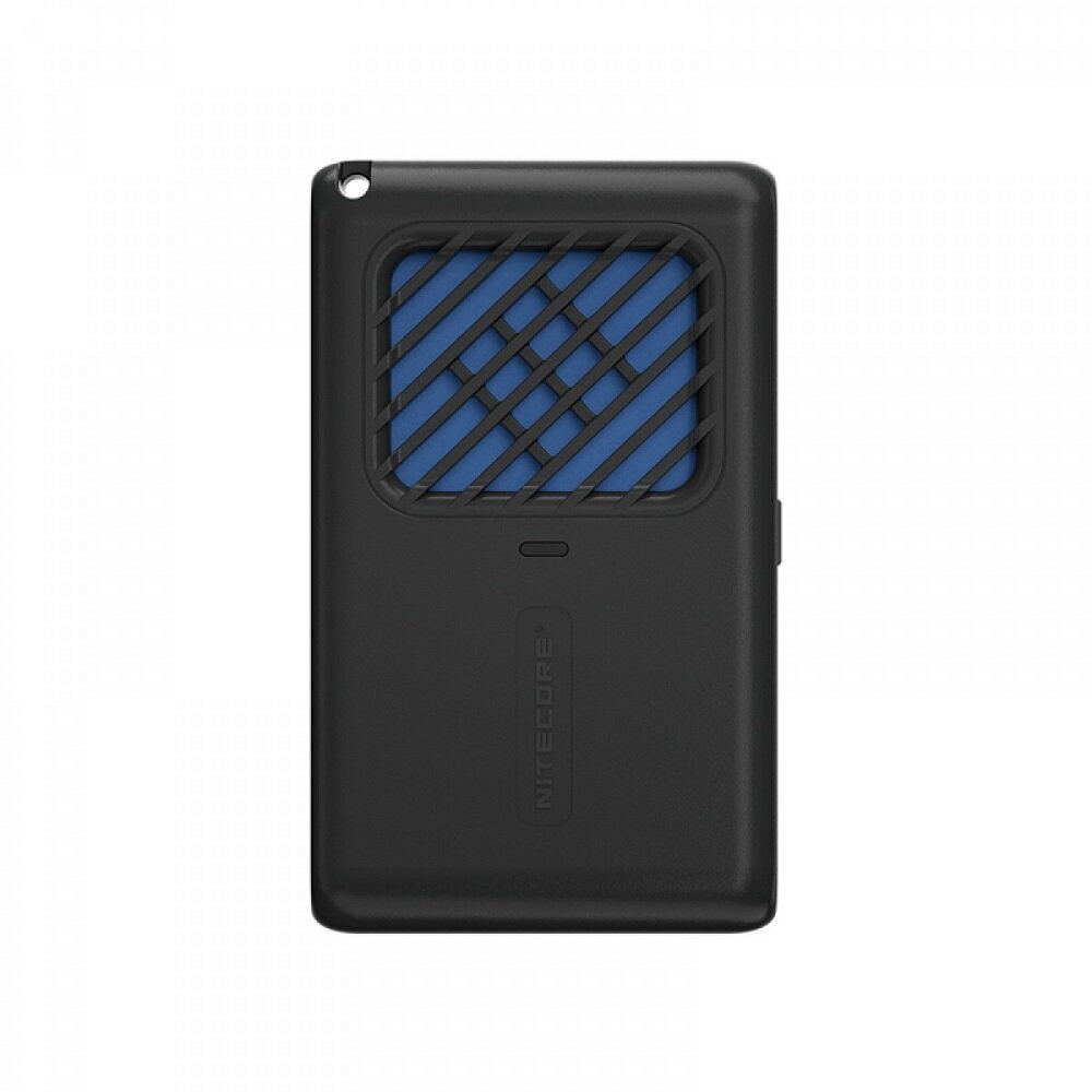 EMR06 NITECORE moskītu atbaidīšanas līdzeklis. baterija ar 1800 mAh ietilpību. Akumulatora ietilpības pietiek aptuveni 3.5 stundām darbības.
