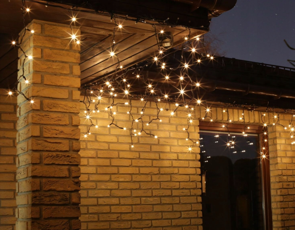 Ziemassvētku LED lāsteku virtene 300 LED, 12 m, zaļš biezs kabelis, silti balta, mirgošanas efekts, IP44