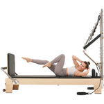 VEVOR koka pilates reformeris ar dubulto pretestību, treniņu aprīkojums ar reformera kasti un lēciena platformu, piemērots iesācējiem un pieredzējušiem lietotājiem mājas sporta zālei un studijai, slodze līdz 181 kg
