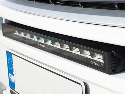 8x OSRAM LED 9-32V 5500Lm lineārais darba lukturis, 1 lux @ 347m, power consumption 12V 5.05A@13.7V / 24V 2.6A, IP69K, Ref. 40, R112, R10, 220cm 2-pin DT-plug, auksti balta gaisma 5000K, 404/38.5/79.2 mm