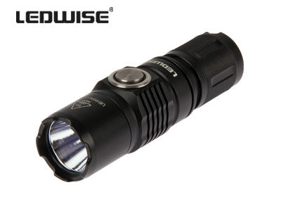 LEDWISE SAINT LED CREE XP-L professional flashlight, includes: 16340 battery, belt clip, USB cable, metal clip and O-ring