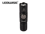 LEDWISE SAINT LED CREE XP-L professionell ficklampa, komplett set: 16340 batteri, bältesklämma, USB-kabel, metallklämma och O-ring