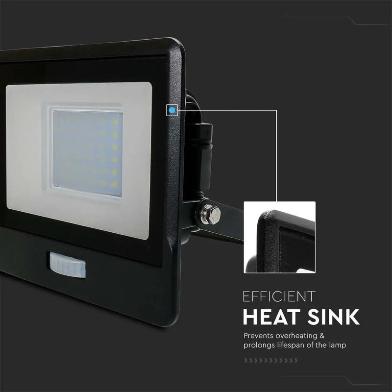 30W(2340Lm) LED spotlight with PIR sensor, V-TAC SAMSUNG, IP65, warranty 5 years, black, warm white light 3000K