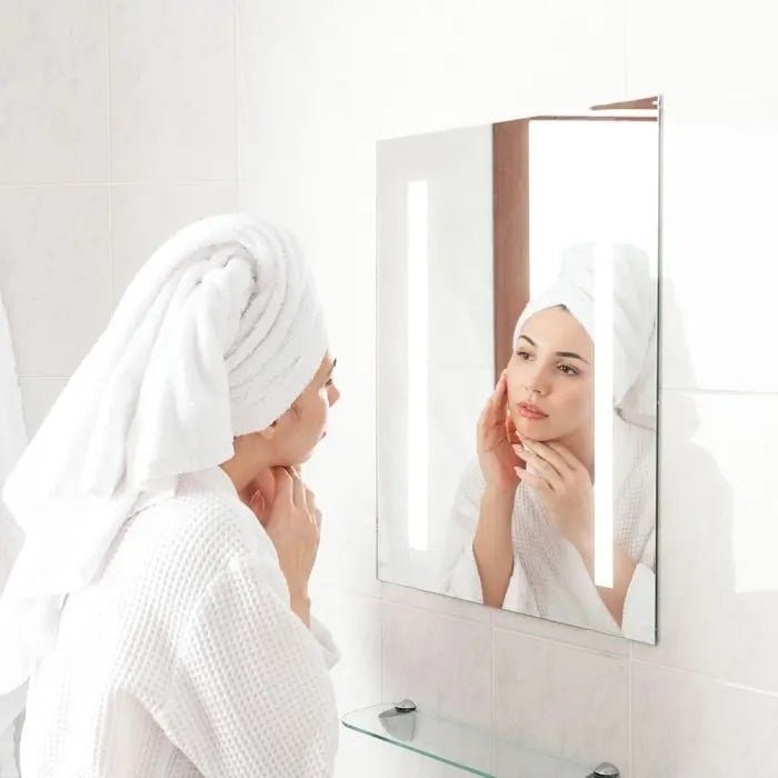 42W(100Lm)  LED spoguļa gaismeklis, taisnstūra, hromēts, 800x600x35mm IP44, ar pretaizsvīšanas virsmu, auksti balta gaisma 6400K