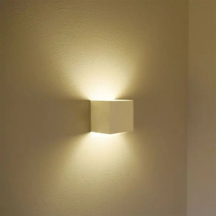 5W(700Lm) LED BRIDGELUX wall lamp, V-TAC, IP65, white, square, warm white light 3000K