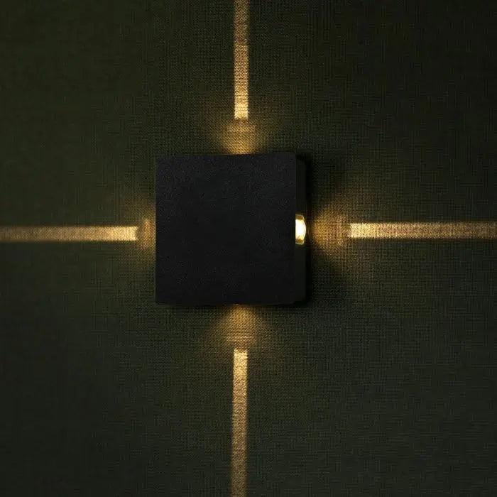 4W(428Lm) LED sienas gaismeklis, V-TAC, IP65, melns, kvadrāta, silti balta gaisma 3000K