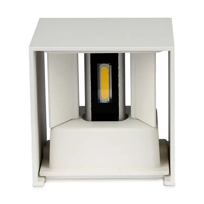 SUPERACTION_12W(1360Lm) BRIDGELUX LED-fassaadivalgusti, valge, IP65, kandiline, neutraalne valge 4000K