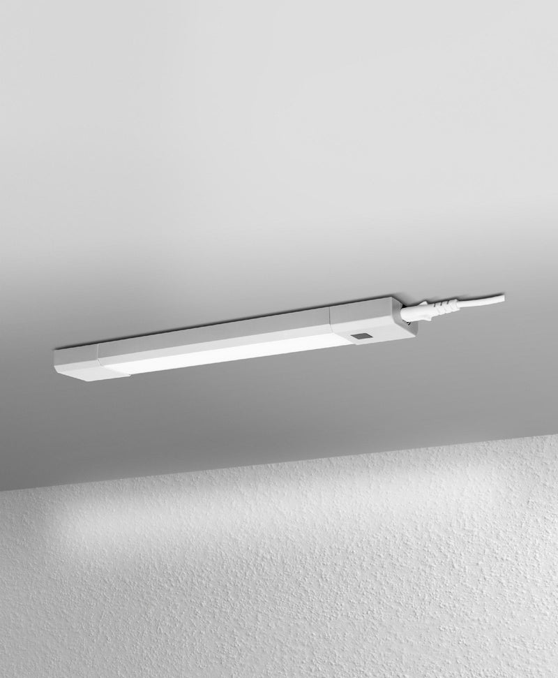 Светодиодный линейный светильник LEDVANCE 4W(290Lm), серый, 30см, A++, IP20, диммируемый, без вилки (подключение кабеля), теплый белый свет 3000K