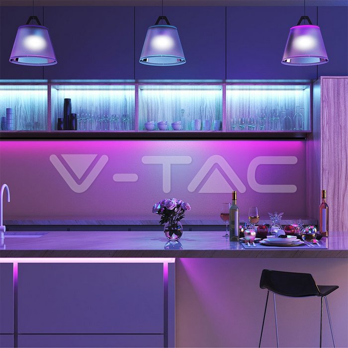 5 m RGB värviline LED ribakomplekt siseruumidesse IP20 koos puldiga, 12v toiteallikaga (2124+2671+3625)