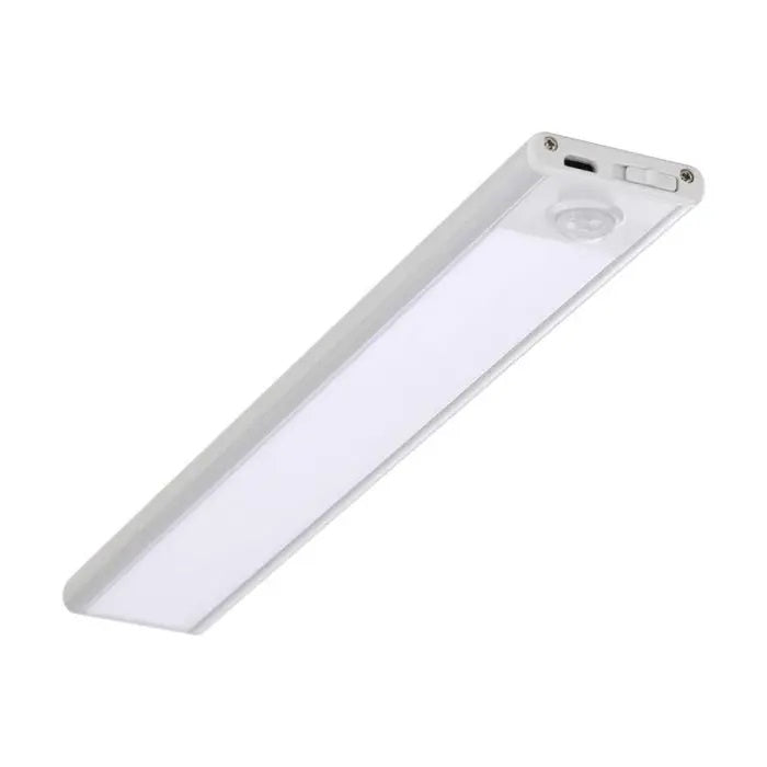 1.5W(110Lm) LED skapju gaismeklis ar PIR sensoru, IP20, sudraba, neitrāli balta gaisma 4000K