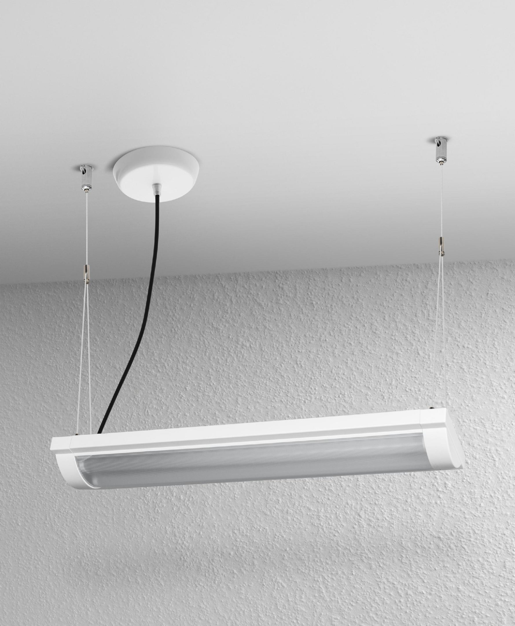 Prover till salu 25W(2000Lm) LEDVANCE LED Kontorsarmatur, vit, 59,5cm, A+, IP20, dimbar, neutralvit 4000K
