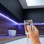 LED Tape Controller, WIFI, med fjärrkontroll, 3in1+RGB, 28 knappar, <10A, DC:12/24V, 59.2x24x10mm, V-TAC