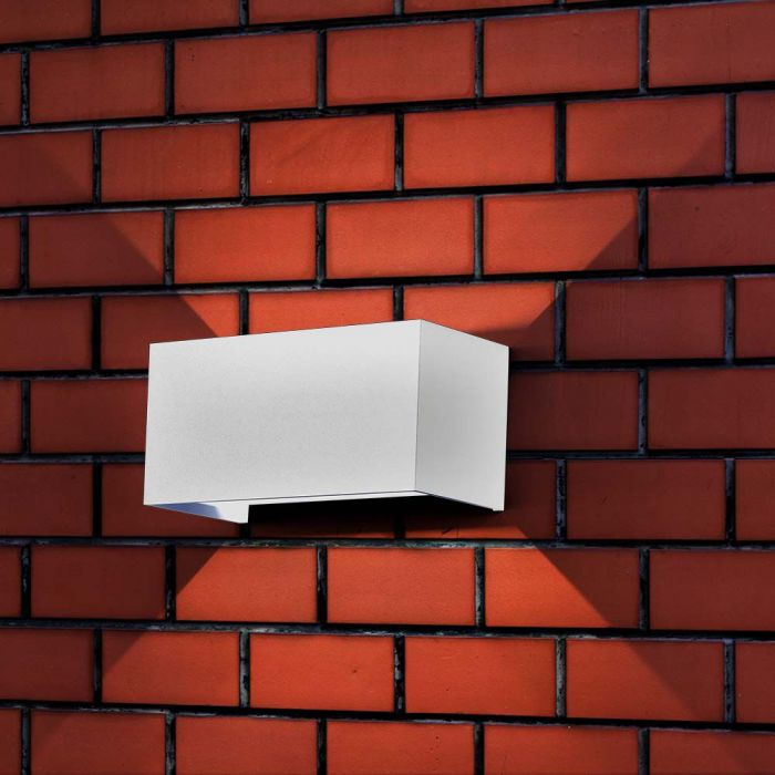 24W(2720Lm) LED fassaadivalgusti, V-TAC, valge, kandiline, IP65, soe valge valgus 3000K