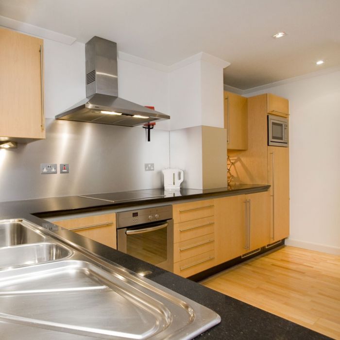 GU10 infälld ram/armatur för gipsskivor, kvadratisk, vit, 132x132x74mm, infälld. Storlek: 3,5 mm 135x135mm, V-TAC