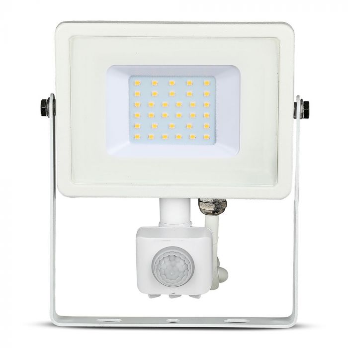 30W(2400Lm) LED Spotlight with PIR motion sensor, V-TAC SAMSUNG, IP65, warranty 5 years, white body, cold white light 6400K