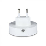 0.5W(10Lm) LED nakts gaismeklis ar sensoru, V-TAC SAMSUNG, IP20, spraužams rozetē, silti balta gaisma 3000K