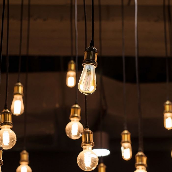 E27 4.8W(300Lm) LED Spuldze Filament AMBER, ST64, V-TAC, silti balta gaisma 1800K