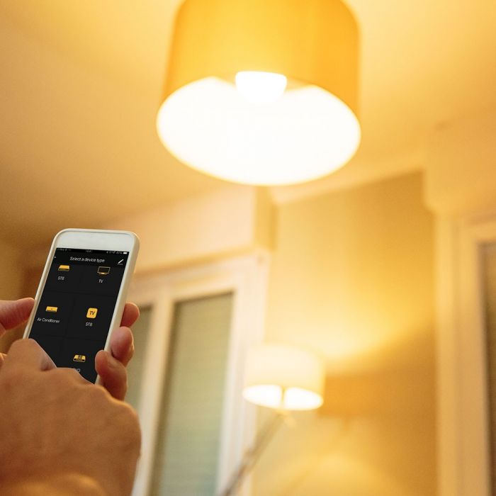 V-TAC WIFI universaalne infrapunapult, mis ühildub Amazon Alexa ja Google'iga.