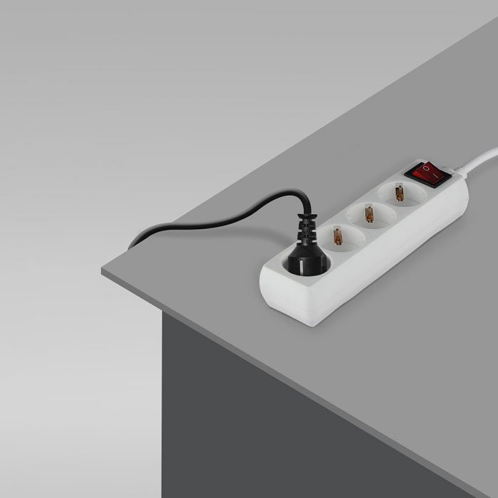 5m Förlängningsuttag delare 4 uttag med strömbrytare IP20 16A 250V 3680W, V-TAC