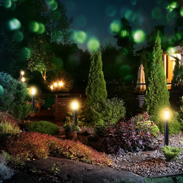 V-TAC utanpåliggande armatur med 1xE27 LED-lampa (glödlampa ingår ej), grå, IP44