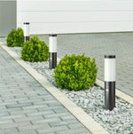 V-TAC utanpåliggande armaturram med rörelsesensor, med 1xE27 LED-lampa (glödlampa ingår ej), svart, IP44