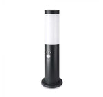 V-TAC utanpåliggande armaturram med rörelsesensor, med 1xE27 LED-lampa (glödlampa ingår ej), svart, IP44