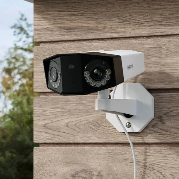 Reolink 4K 8MP Wi-Fi videokaamera inimeste, autode ja loomade tuvastamisega. 180° panoraamvaade 5GHz/2,4GHz Wi-Fi, kahesuunaline heli.Värviline öönägemine, Duo seeria W730.
