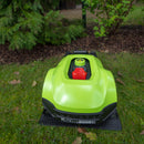 ORBEX robotgräsklippare för upp till 700 m2 kan anslutas till och styras med smarta enheter. 150 m begränsningssladd, variabel klipphöjd 20-60 mm. Klippbredd 18 cm. 3 års garanti