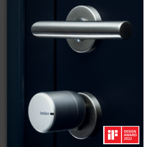The smart Tedee switch in silver or graphite color with keypad - open the door using the phone or keypad