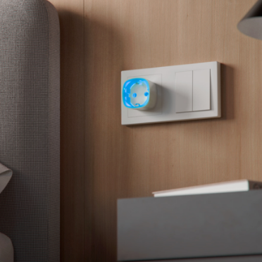 Умная розетка AJAX белого цвета